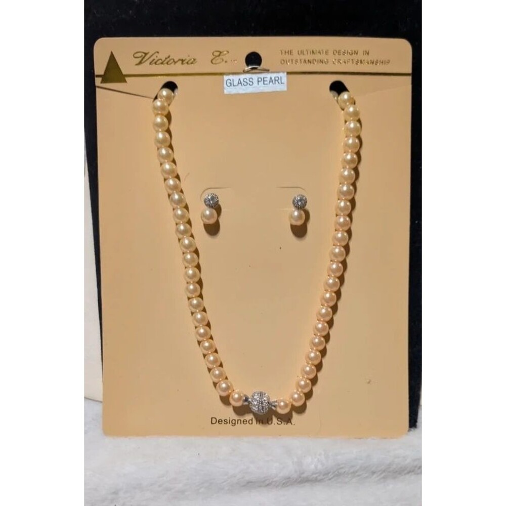 Vintage Victoria E Cream Glass Pearl Choker Necklace Set Crystal Studs New